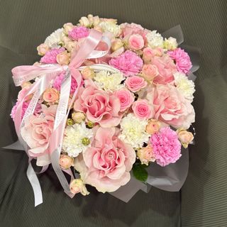 Збірний кошик з міксу квітів