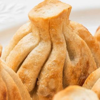 Хінкалі смажені із зеленню та мʼясом