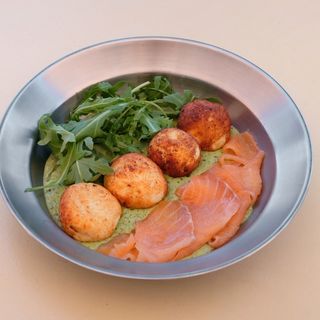 Сирники солоні з лососем