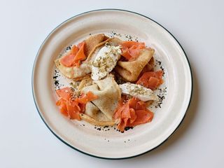 Млинці з лососем