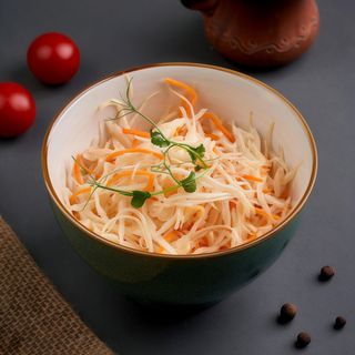 Салат з капусти та моркви (150г)