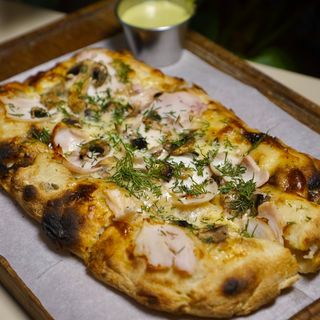 Римська піца з Куркою і Печерицями (320г.)