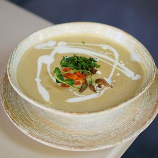 ГРИБНИЙ КРЕМ-СУП З БІЛИМИ ГРИБАМИ