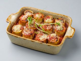 Канелоні з куркою, каперсами та оливками (350г.)