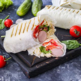 Хот-Дог в лаваші з одинарною сосискою (250г)