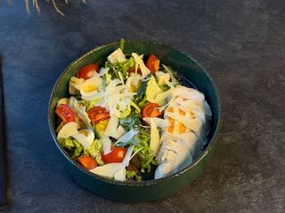 Салат Цезар з куркою (280г)