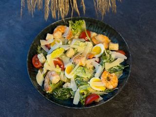 Салат Цезар з креветками (250г)