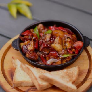 Сковорідка з яловичиною