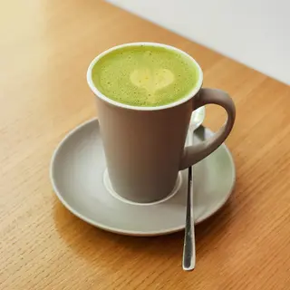 Матча Лате на апельсиновому фреші (300 ml)