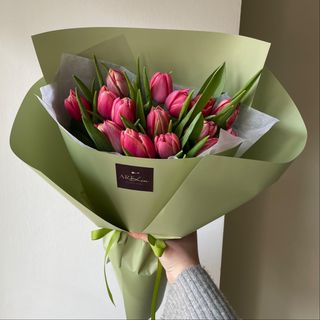 15 піоноподібних тюльпанів