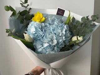 Мікс з блакитною гортензією