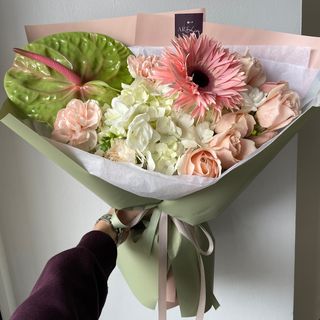 Букет з екзотичними акцентами