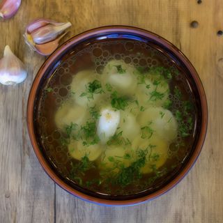 Пельмені у бульоні (350г/10шт)