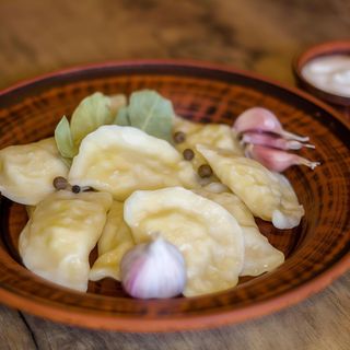 Вареники з солоним сиром 250г/10шт)