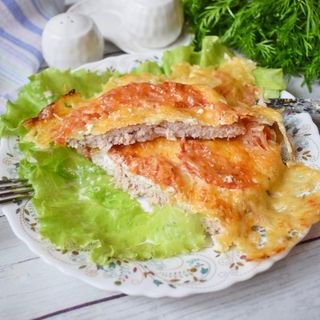 Відбивна під сиром