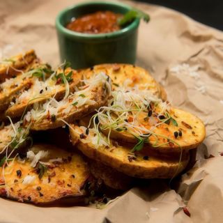 Пататас кон Сальса