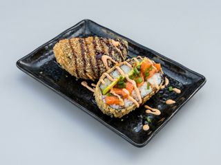 Суші- бургер з лососем (345г)