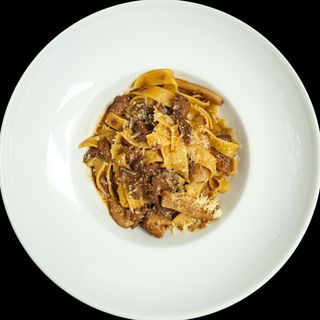 Фетучіні вітело е порчіні (300 г)