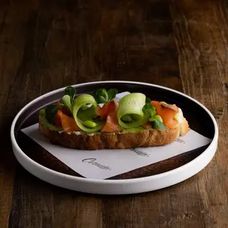 Брускета з лососем (140г)