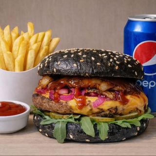 Бургер BBQ + фрі + пепсі