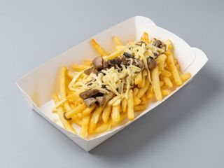 Картопля фрі з сиром та грибами