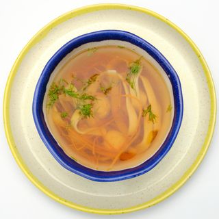 Курячий бульйон з мітболами (280г)