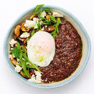 Лляна каша з яйцем пашот (320г)