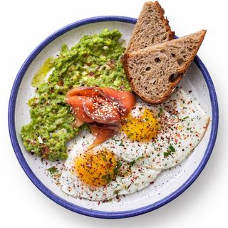 Сніданок з лососем і гуакомоле GM (230г)