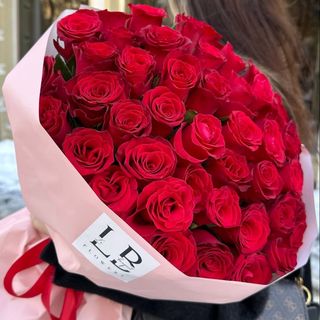 51 троянда Rhodos