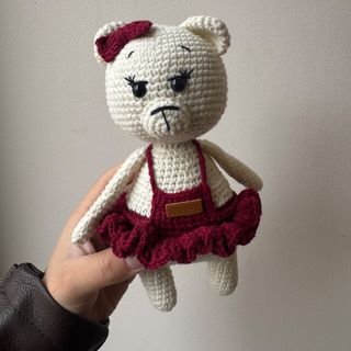 Медвежа в сукні