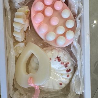 Подарунковий набір зі свічкою