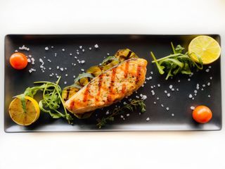 Лосось у пряних спеціях (130/100г)