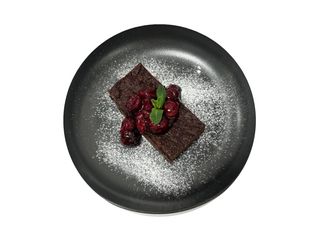 Шоколадний брауні з вишнею