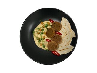 Хумус з фалафелем