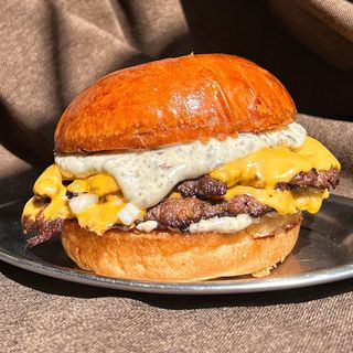 Смеш дабл чіз з трюфельним соусом