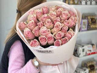25 троянд Pink Athena