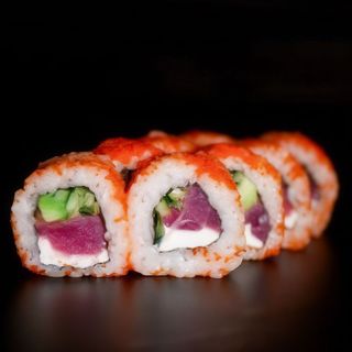 Каліфорнія в ікрі масаго з тунцем 310г