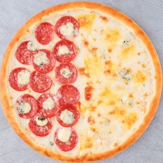 Піца сирна пепероні