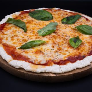 Безглютенова піца “Маргарита” 