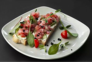 Брускета з тунцем (160г)