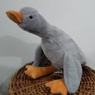 М'яка іграшка Гуска (сіра) розмір середній