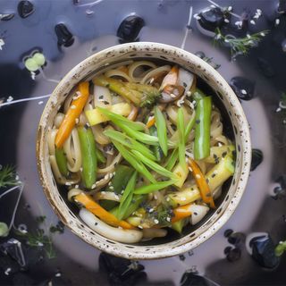 Локшина з овочами (350г)