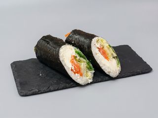 Норі - Шаурма з копченим лососем та Хіяші (350г)