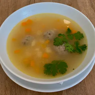 Суп з фрикадельками із телятини (300g)