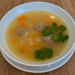 Суп з фрикадельками із телятини (300g)