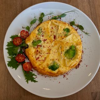 Омлет з сиром Брі та броколі (210g)