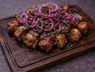 Шашлик Свинний з маринованою цибулею
