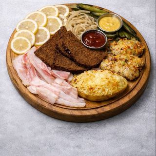 Закусон на трьох (700г.)