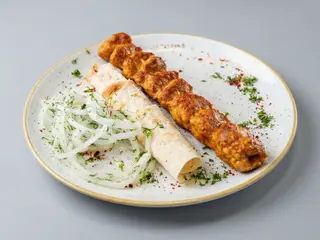 Люля-кебаб із курки (180 г)