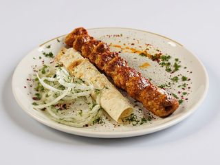 Люля-кебаб із курки з сиром сулугуні (220 г)